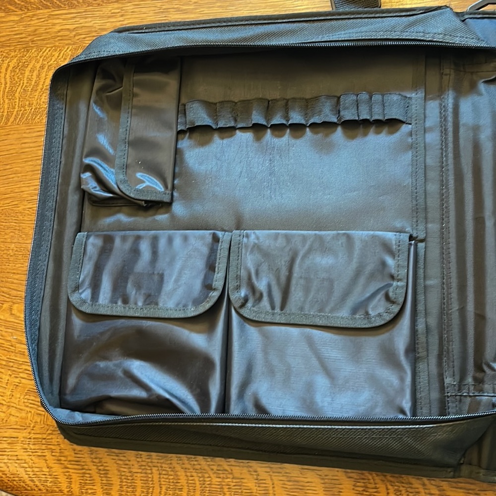Creative Memories memory mate 3 ring binder and scrapbook supplies organizer. - Picture 3 of 5